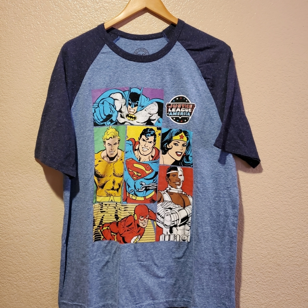 DC Comics T- Shirt